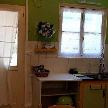 Chez Josie, Independant, Jardin Prive, Calme, Parking Gratuit, Holiday home Francheville (Eure)
